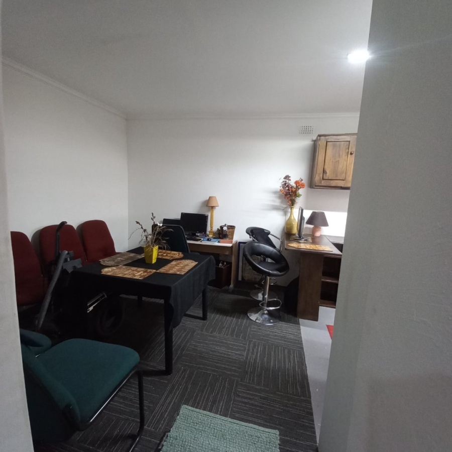 3 Bedroom Property for Sale in Westridge Western Cape